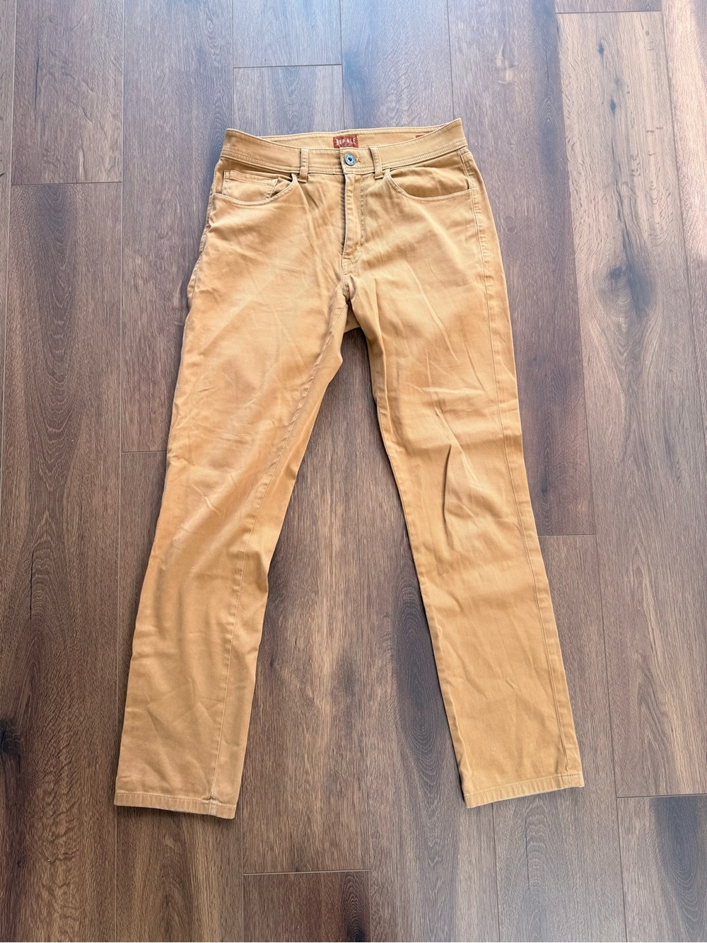 Alesbury Men's Tan Corduroy Pants